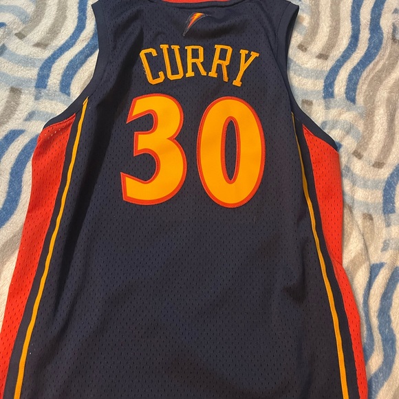 Curry jersey size large - Picture 3 of 3